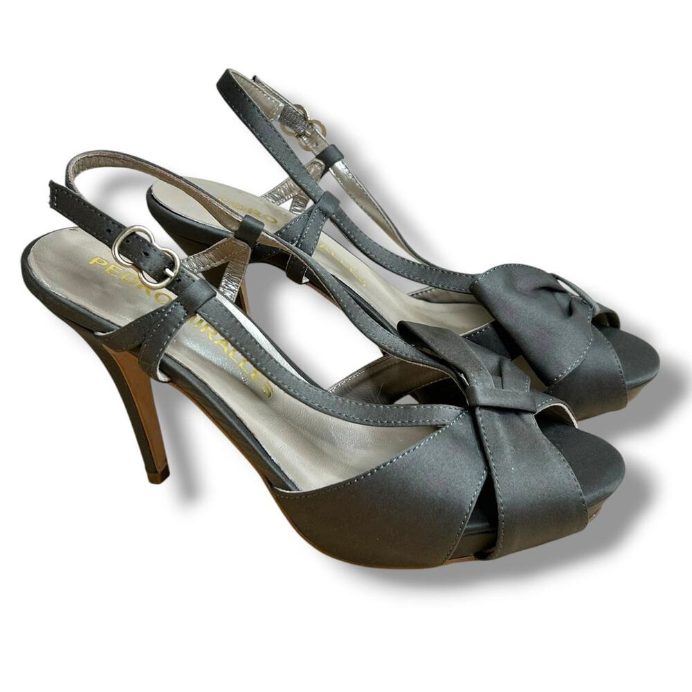 Pedro Miralles Dark Olive Satin Bow
Slingback Sandals Heels Open Toe
Spain US 9